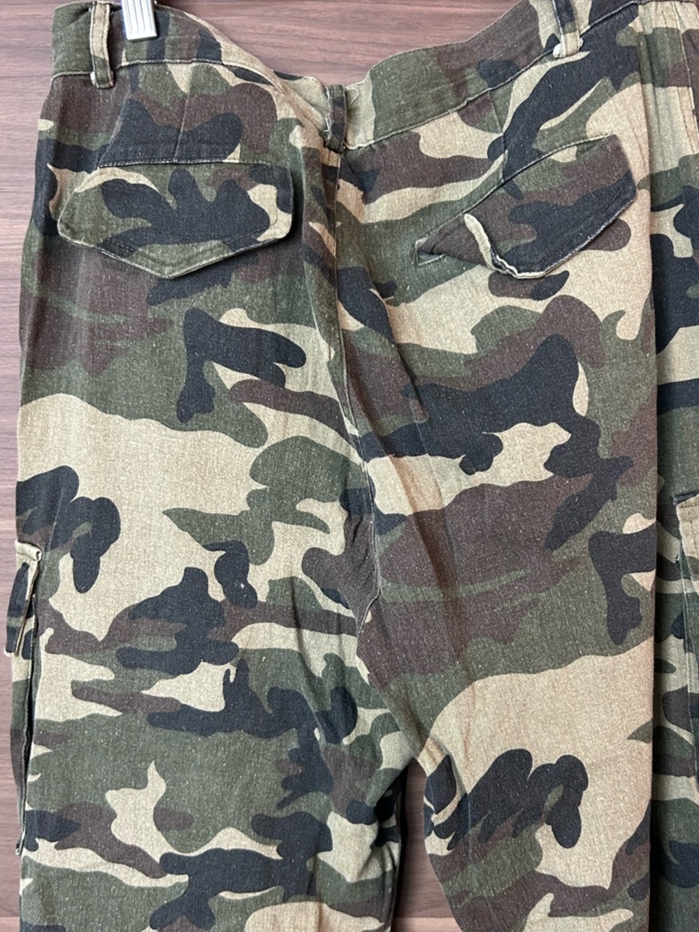 POL Camouflage Utility Pants in Olive and Khaki, Relaxed Fit - Picture 6 of 6